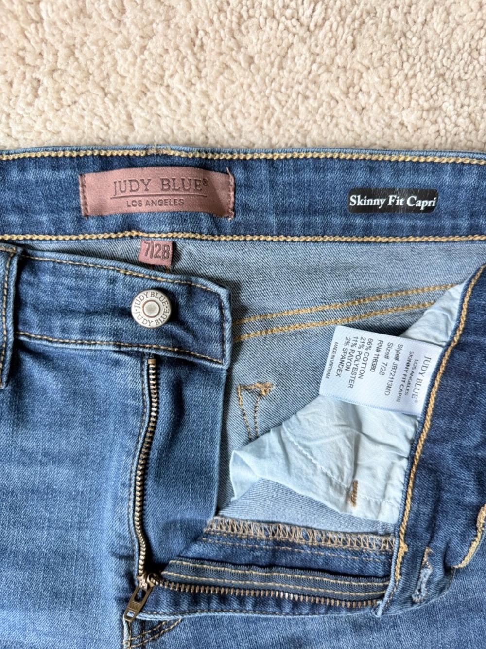 Judy Blue Women's Skinny Jeans - Medium Blue Wash - Picture 7 of 11
